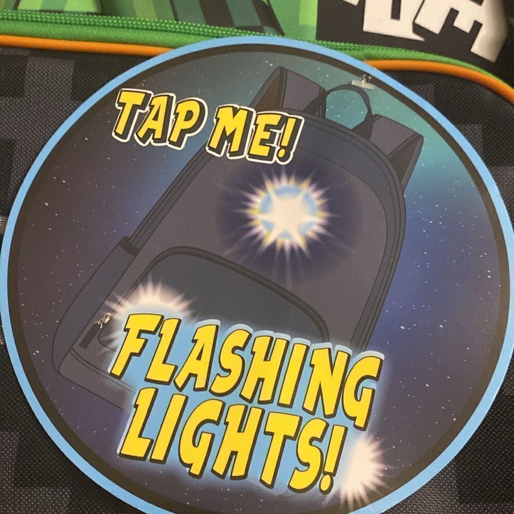 Minecraft TNT Light Up Backpack - Picture 5 of 7